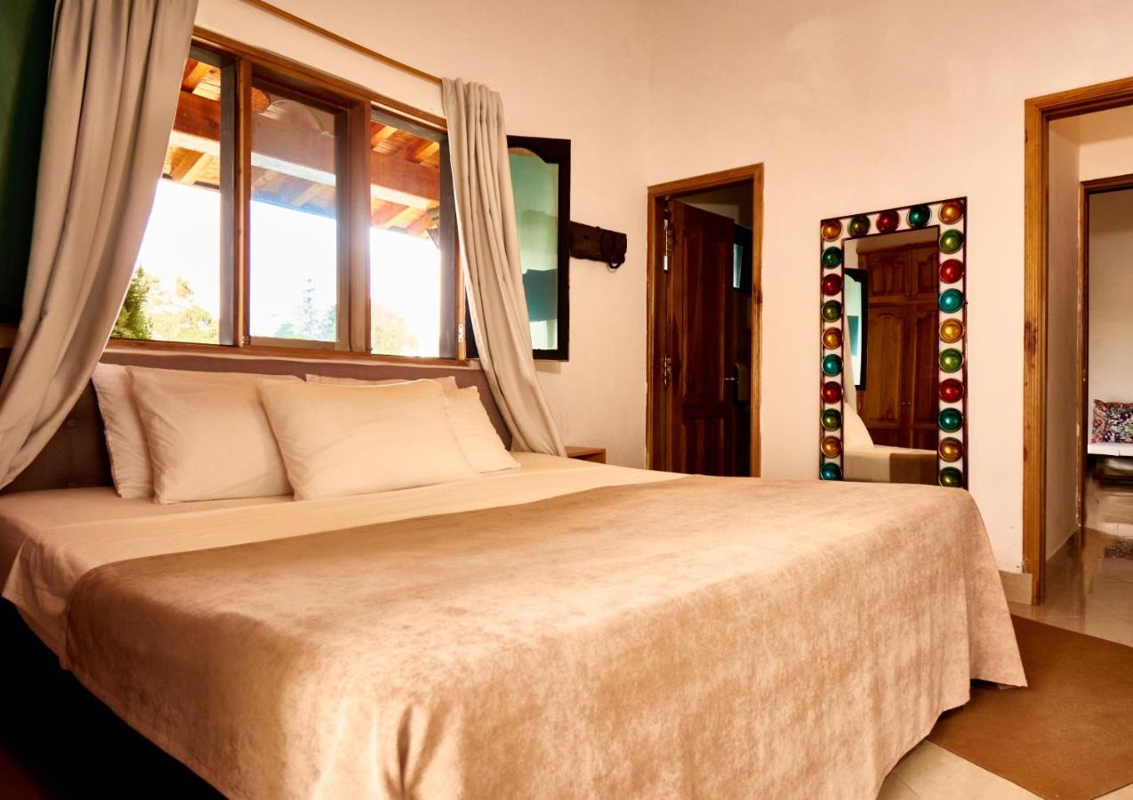 Mansion By Bernalo Hotels Guatape Exterior photo