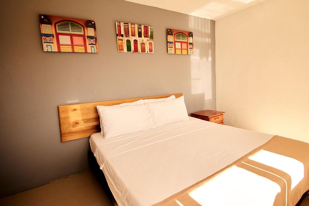 Mansion By Bernalo Hotels Guatape Exterior photo