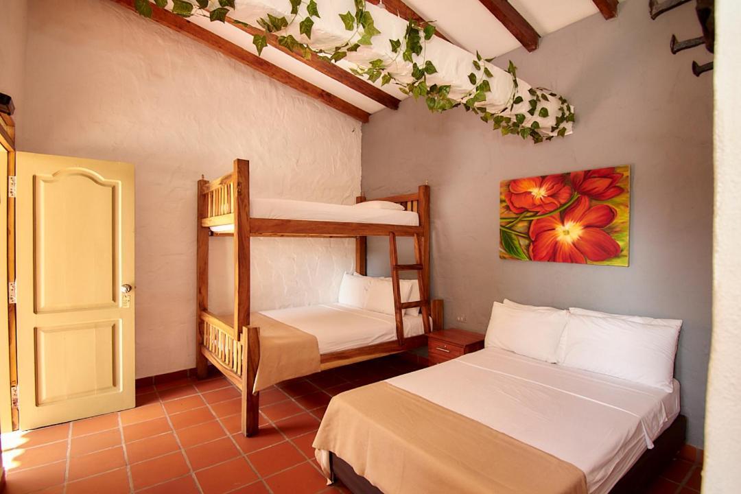 Mansion By Bernalo Hotels Guatape Exterior photo