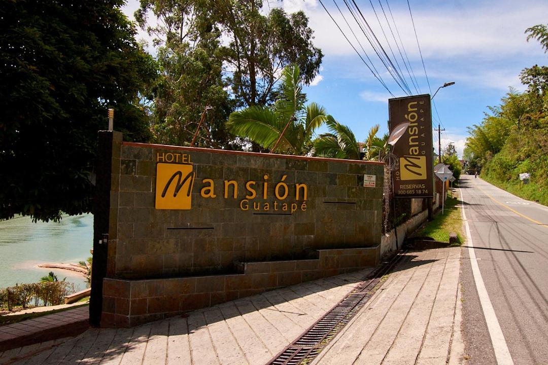 Mansion By Bernalo Hotels Guatape Exterior photo