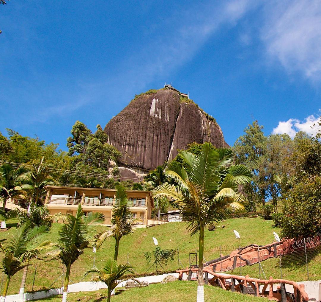 Mansion By Bernalo Hotels Guatape Exterior photo