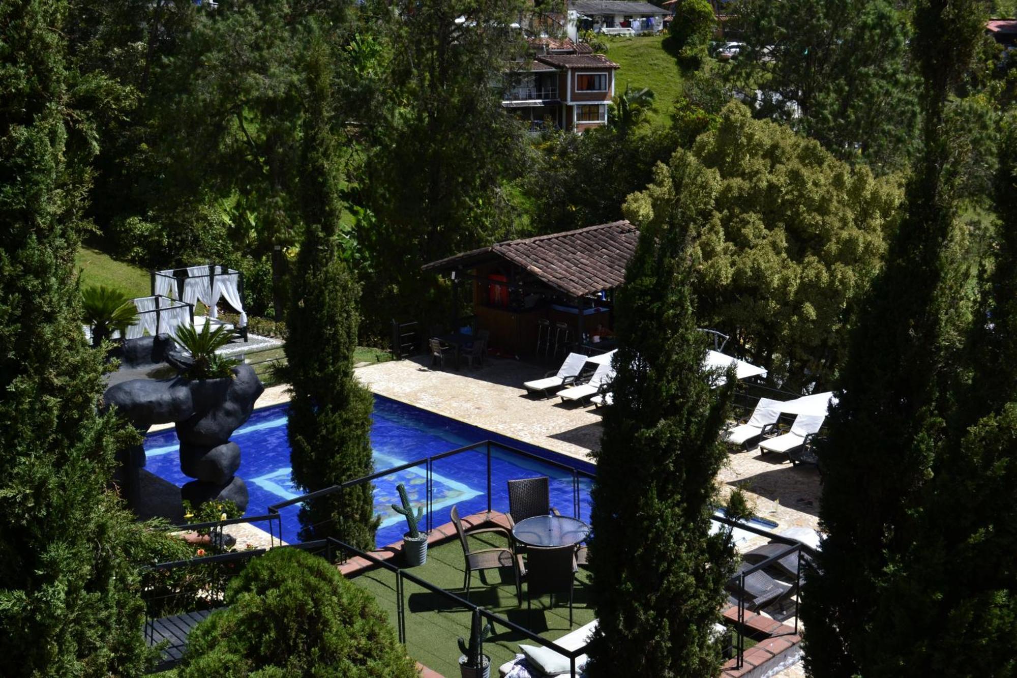 Mansion By Bernalo Hotels Guatape Exterior photo