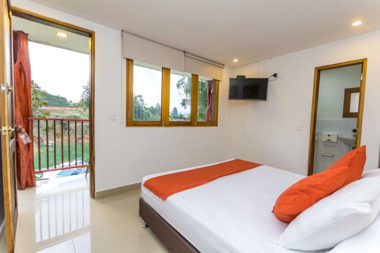 Mansion By Bernalo Hotels Guatape Exterior photo