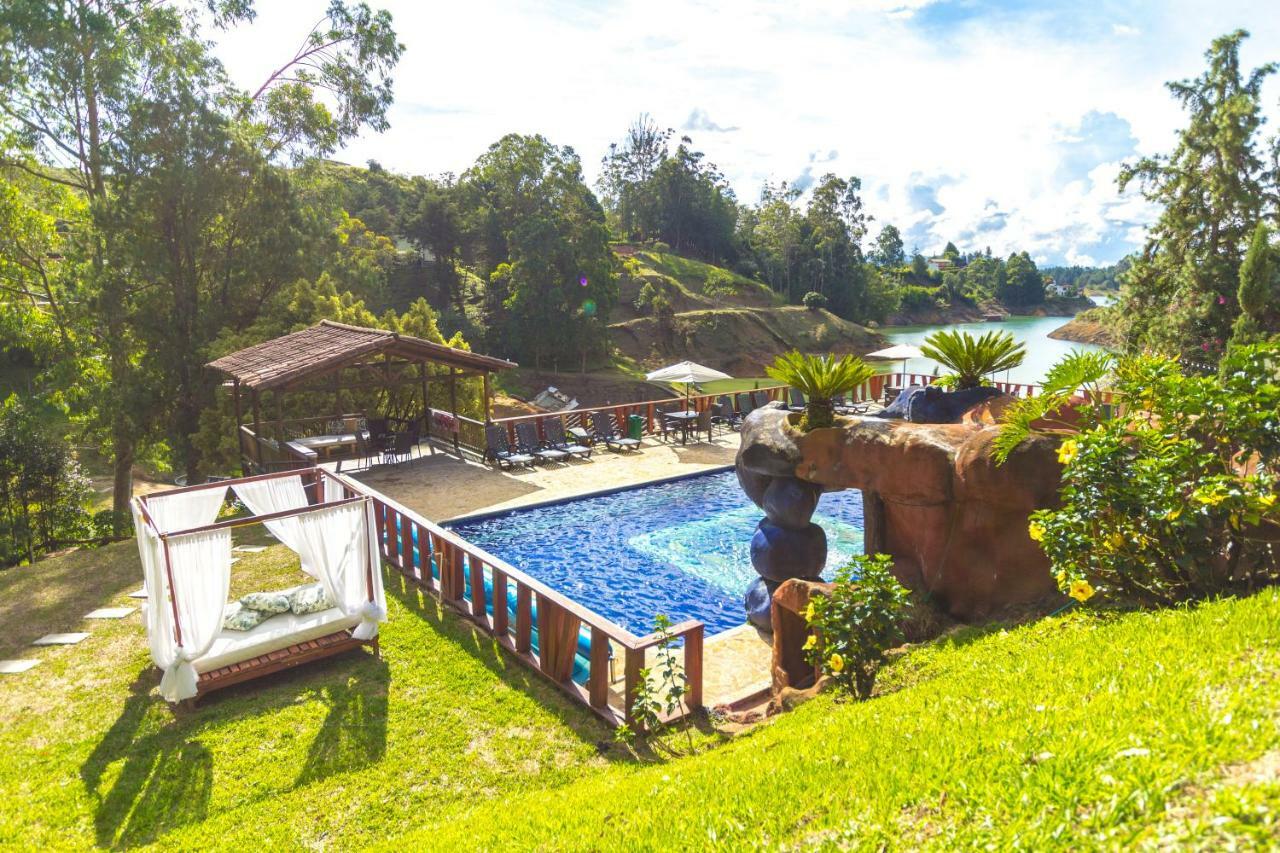 Mansion By Bernalo Hotels Guatape Exterior photo
